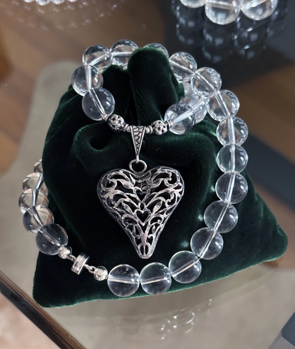 VINTAGE OPEN CUT HeART NECKLACE & DOUBLE WRAP BRACELET